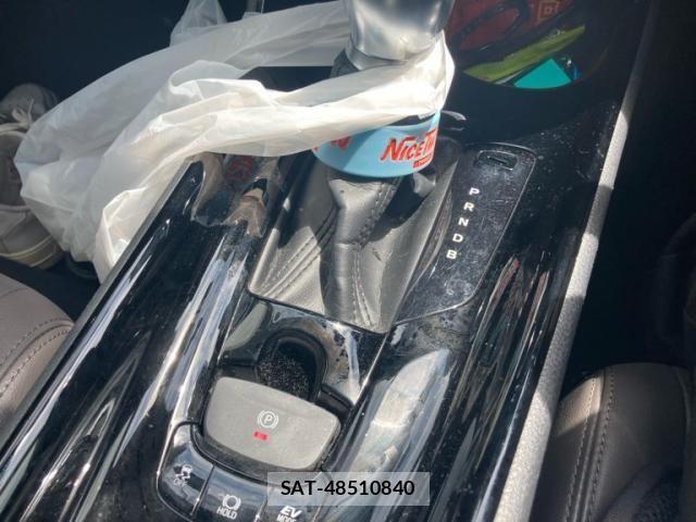 Toyota C-HR 2020-03 8524053-16