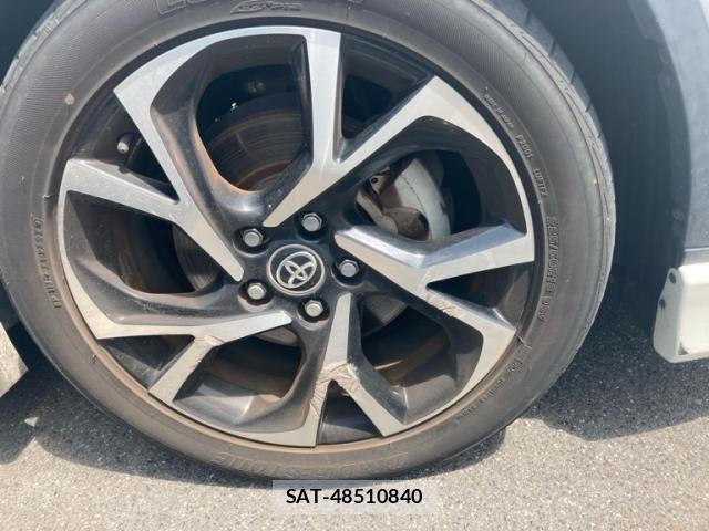 Toyota C-HR 2020-03 8524053-4