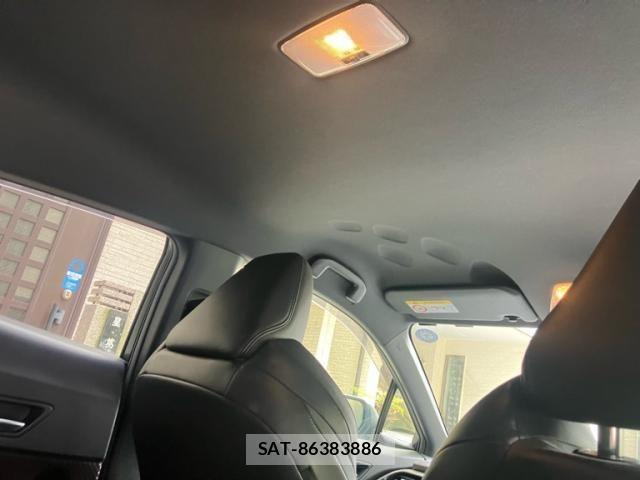 Toyota C-HR 2017-06 8561410-26