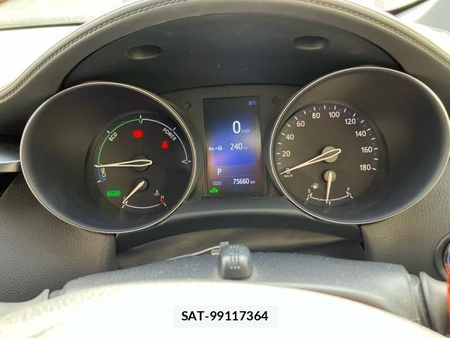 Toyota C-HR 2018-07 8561409-14