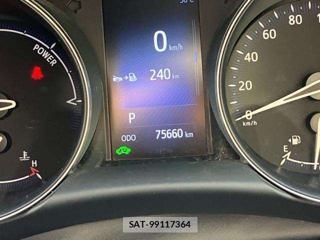 Toyota C-HR 2018-07 8561409-15