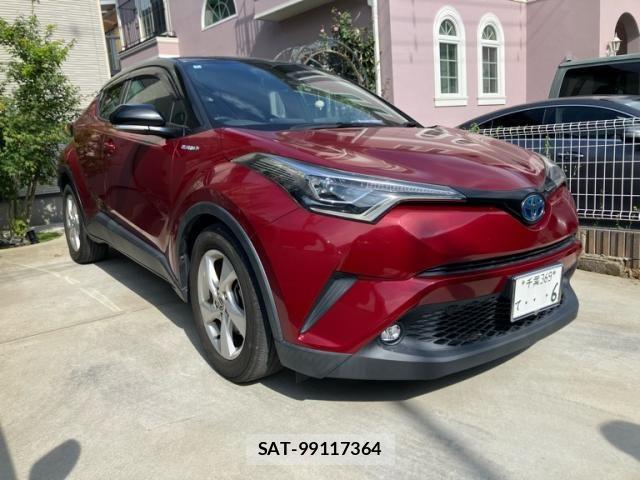 Toyota C-HR 2018-07 8561409-2
