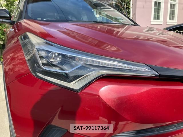 Toyota C-HR 2018-07 8561409-5