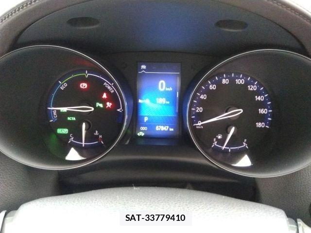 Toyota C-HR 2017-12 8561402-29