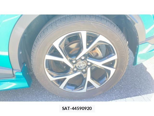 Toyota C-HR 2018-07 8561405-9