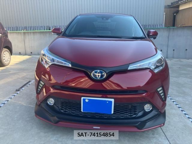 Toyota C-HR 2017-09 8561411-1