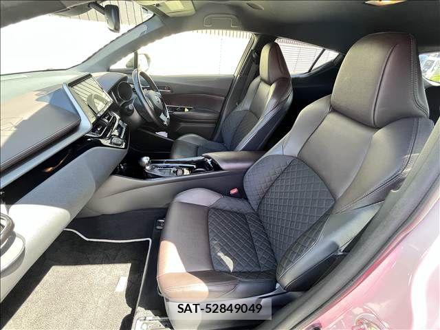 Toyota C-HR 2018-03 8561401-16