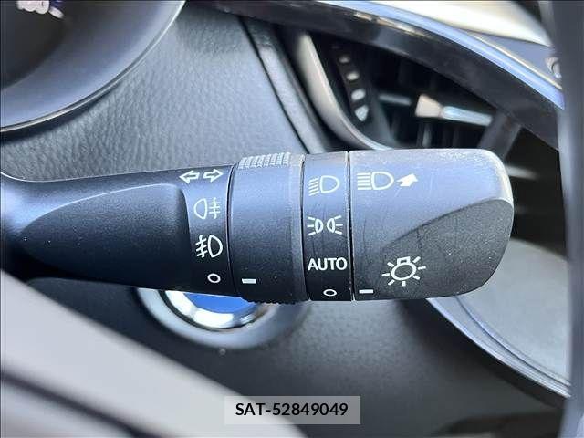 Toyota C-HR 2018-03 8561401-22