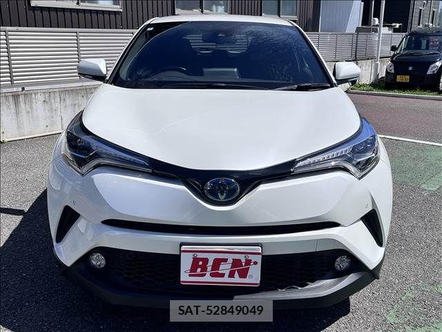 Toyota C-HR 2018-03 8561401-2