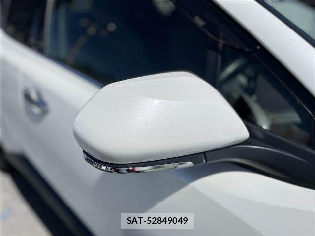 Toyota C-HR 2018-03 8561401-8