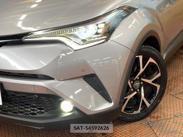 Toyota C-HR 2017-10 8561407-11
