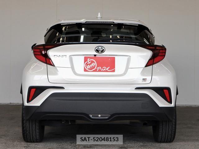Toyota C-HR 2020-05 8561396-13