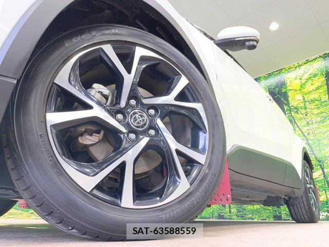 Toyota C-HR 2018-07 8561399-12