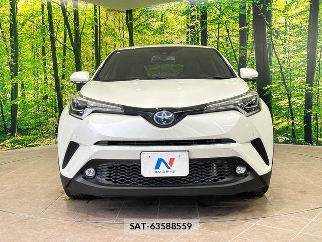 Toyota C-HR 2018-07 8561399-13