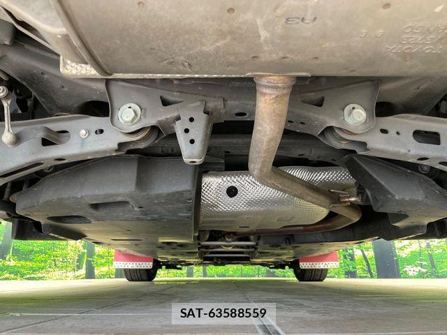Toyota C-HR 2018-07 8561399-18