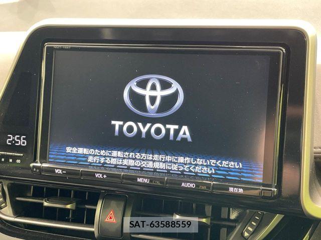 Toyota C-HR 2018-07 8561399-3