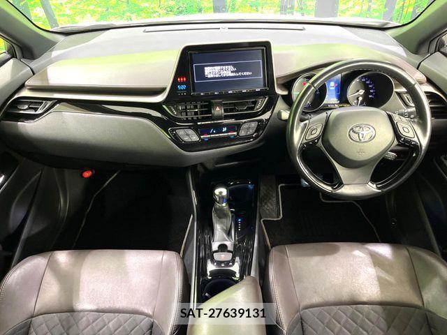 Toyota C-HR 2018-06 8561404-2