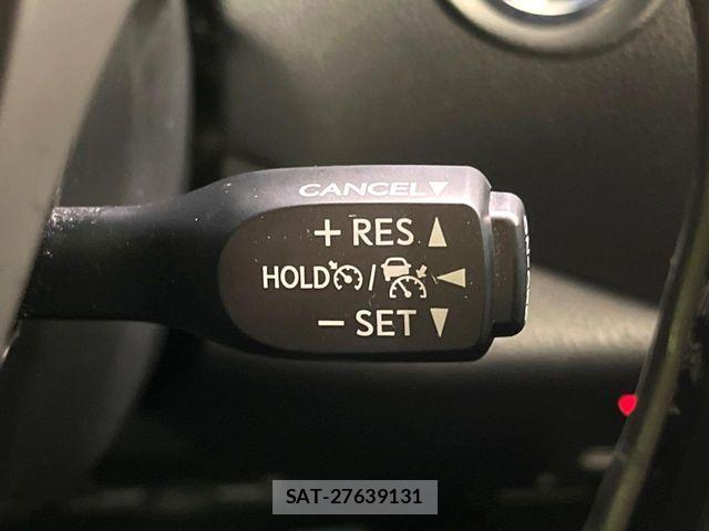 Toyota C-HR 2018-06 8561404-7