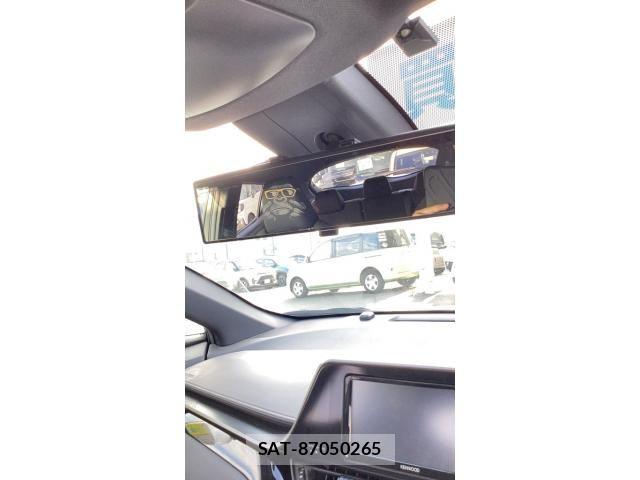 Toyota C-HR 2019-01 8561400-18