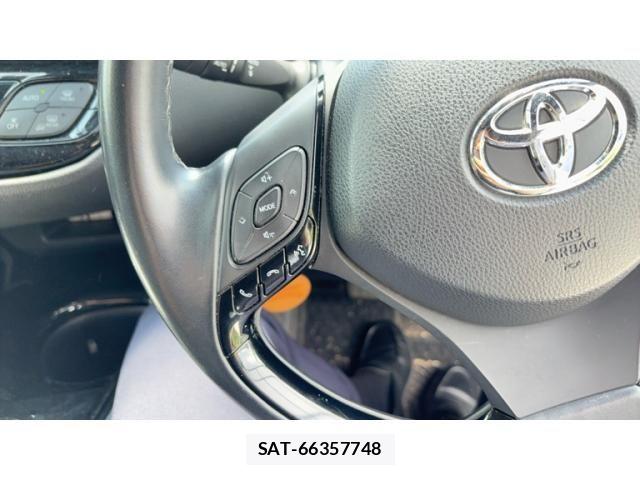 Toyota C-HR 2016-12 8561408-13