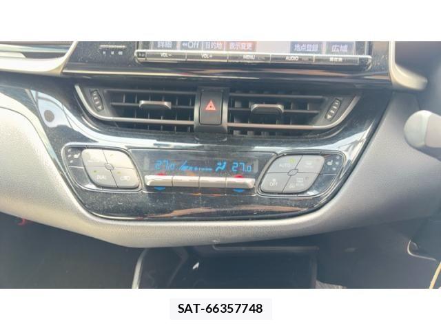Toyota C-HR 2016-12 8561408-17