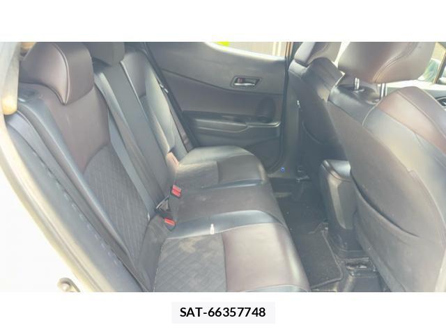 Toyota C-HR 2016-12 8561408-7