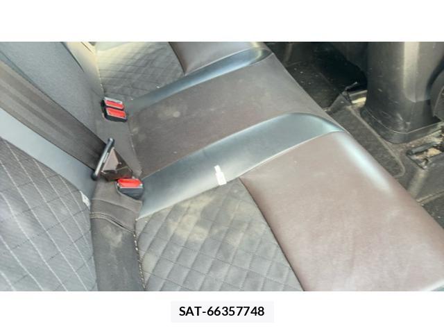 Toyota C-HR 2016-12 8561408-8