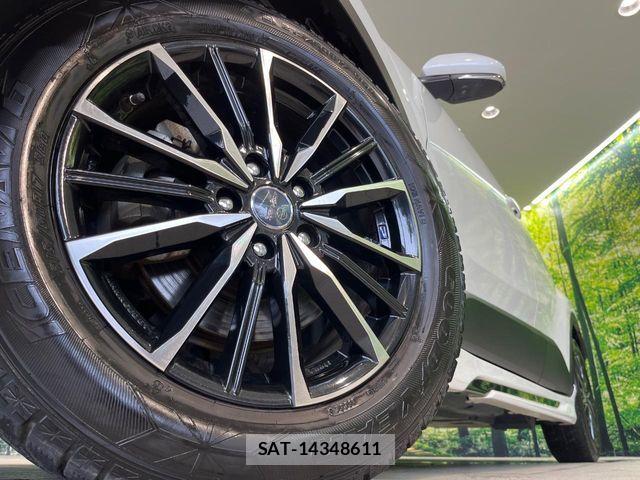 Toyota C-HR 2020-09 8561397-12