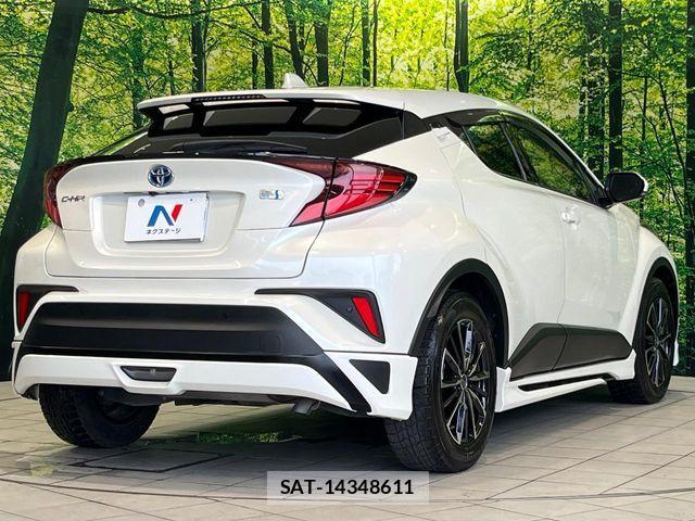 Toyota C-HR 2020-09 8561397-16