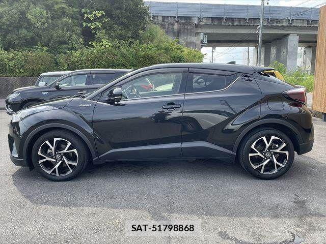 Toyota C-HR 2017-07 8561406-22