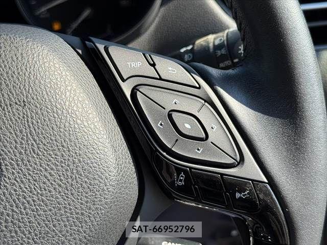 Toyota C-HR 2020-03 8561403-23
