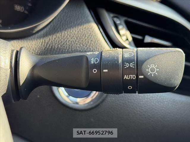 Toyota C-HR 2020-03 8561403-25