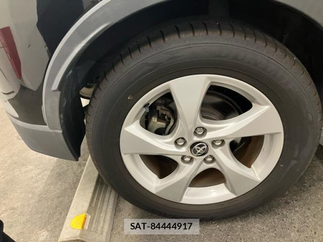 Toyota C-HR 2018-11 8561398-9