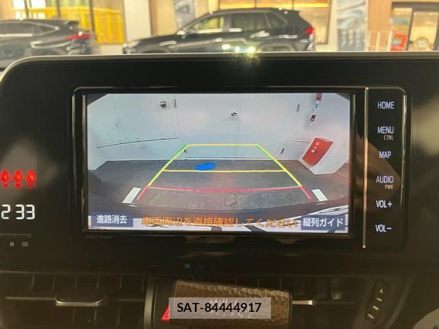 Toyota C-HR 2018-11 8561398-20