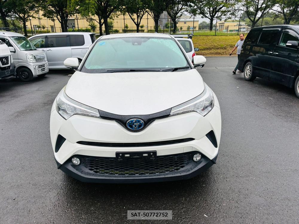 Toyota C-HR 2017-02 8544995-7