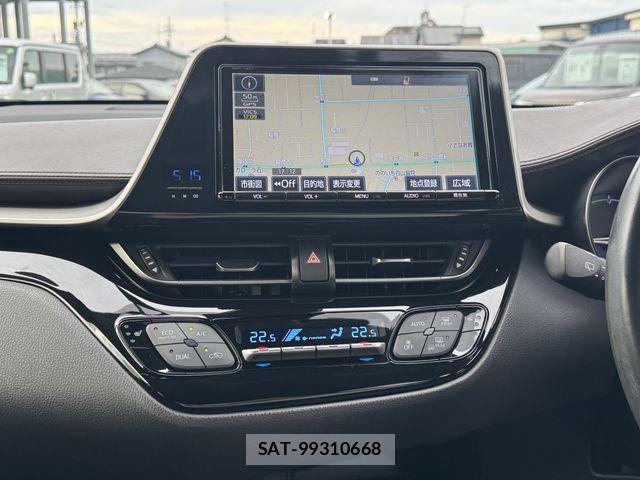 Toyota C-HR 2017-12 8626153-10