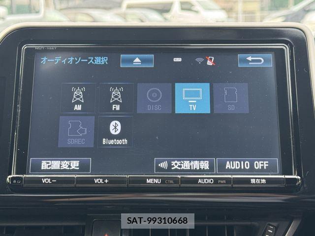 Toyota C-HR 2017-12 8626153-13