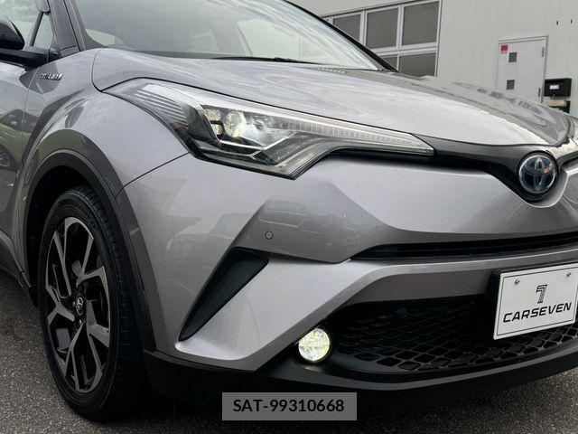 Toyota C-HR 2017-12 8626153-26