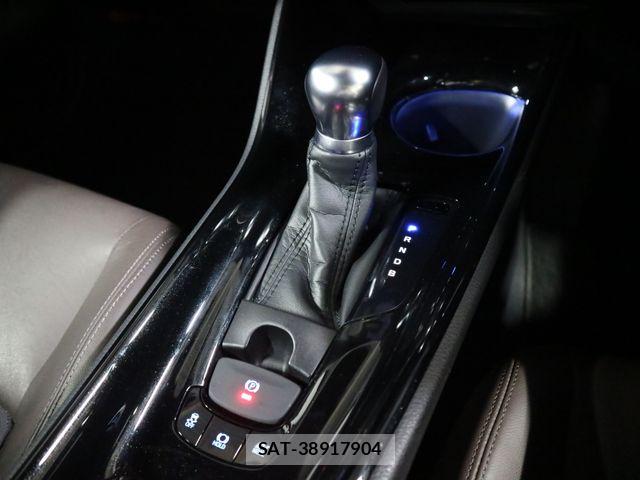 Toyota C-HR 2017-04 8626145-19