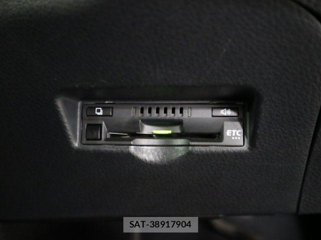 Toyota C-HR 2017-04 8626145-25