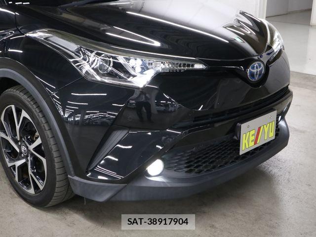 Toyota C-HR 2017-04 8626145-26
