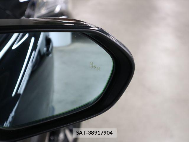 Toyota C-HR 2017-04 8626145-28