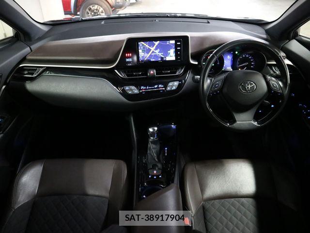 Toyota C-HR 2017-04 8626145-2