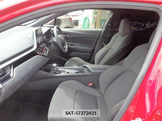Toyota C-HR 2019-11 8626148-21