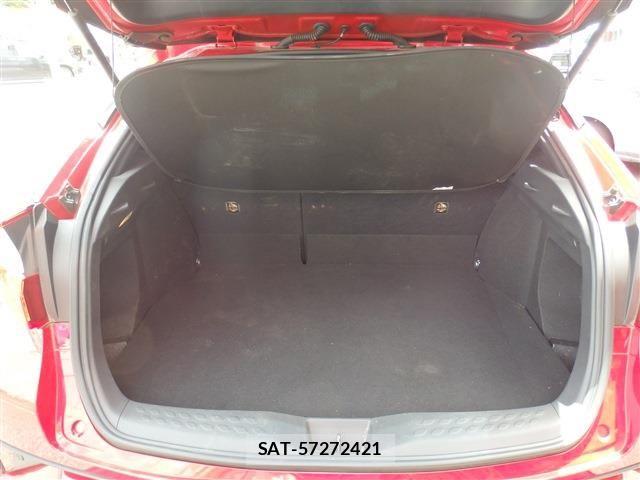 Toyota C-HR 2019-11 8626148-23
