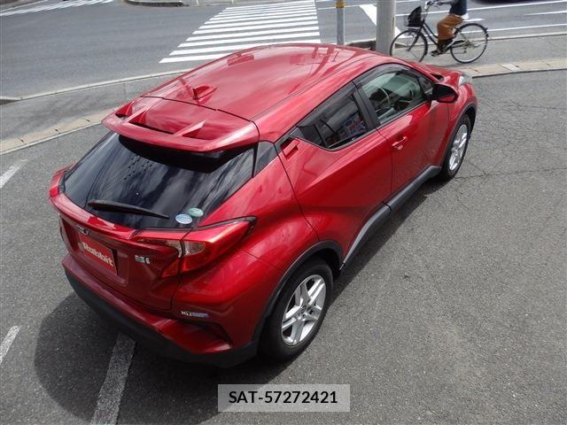 Toyota C-HR 2019-11 8626148-7