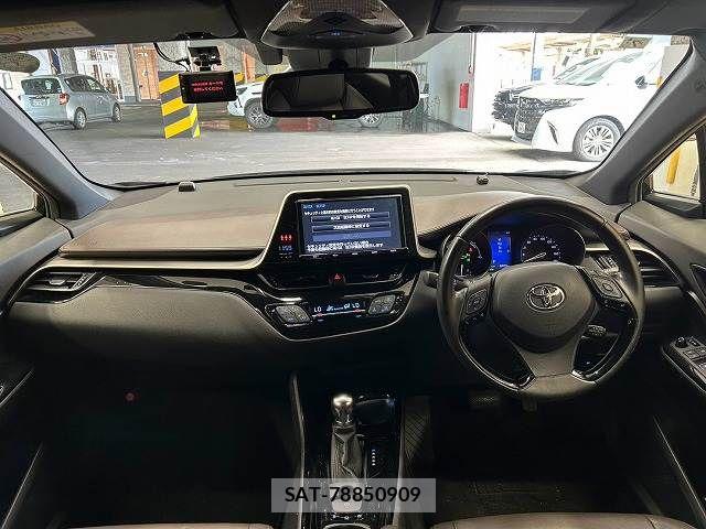 Toyota C-HR 2017-07 8626146-1