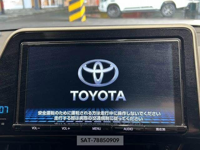 Toyota C-HR 2017-07 8626146-2