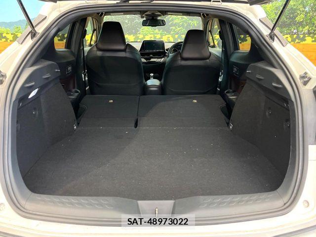 Toyota C-HR 2017-09 8626144-9
