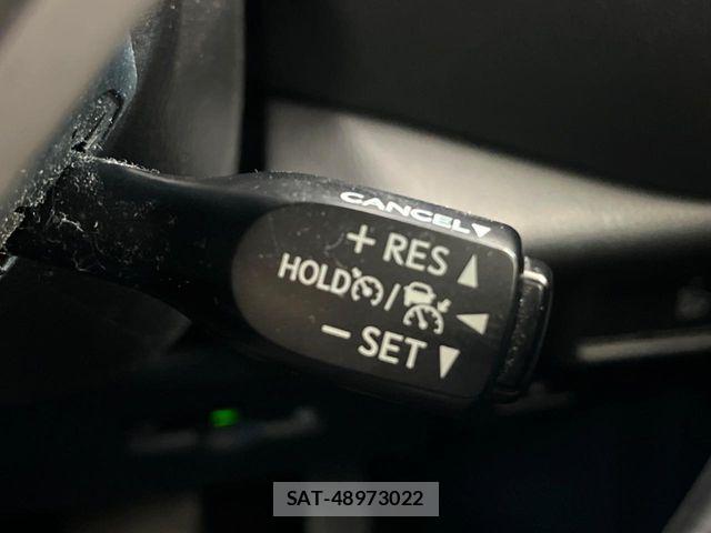 Toyota C-HR 2017-09 8626144-5